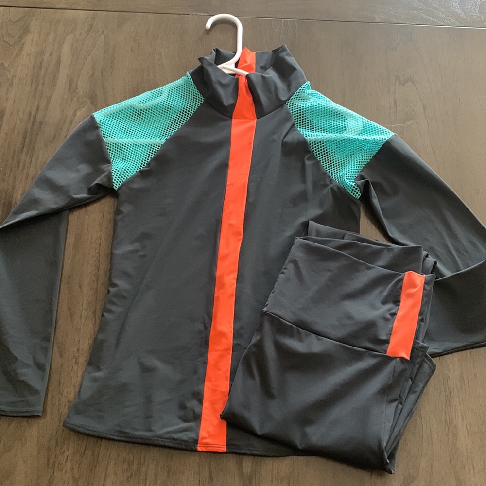 Touche  set for Swimming and Exercise